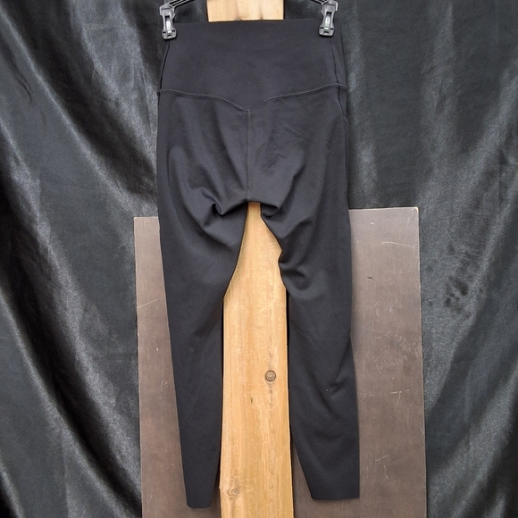 Nike Black Leggings - Picture 3 of 10